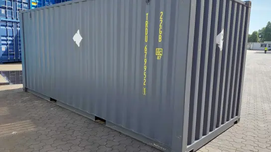 Gebrauchter 20-Fuß-Container zu verkaufen in Hamburg